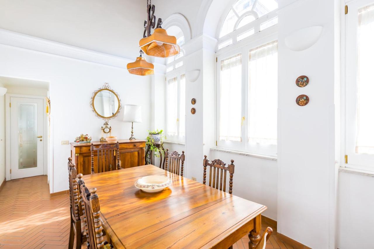 Residenza Capano Charming House By Napoliapartments Экстерьер фото